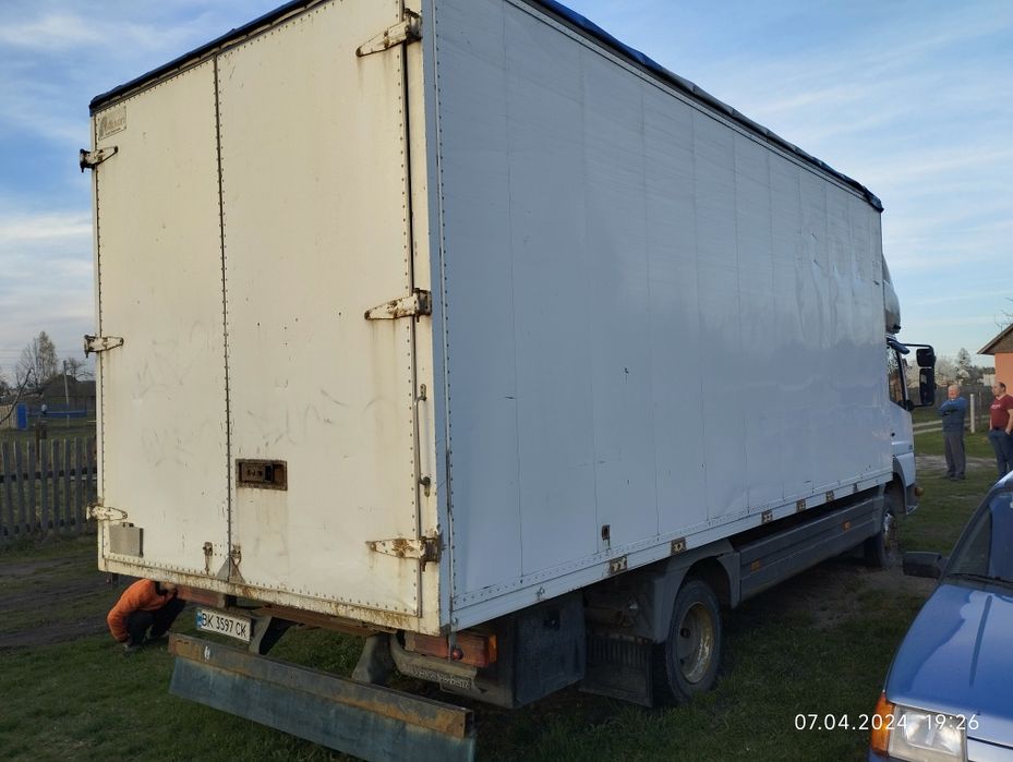 Мерседес атего. Р.в 1999