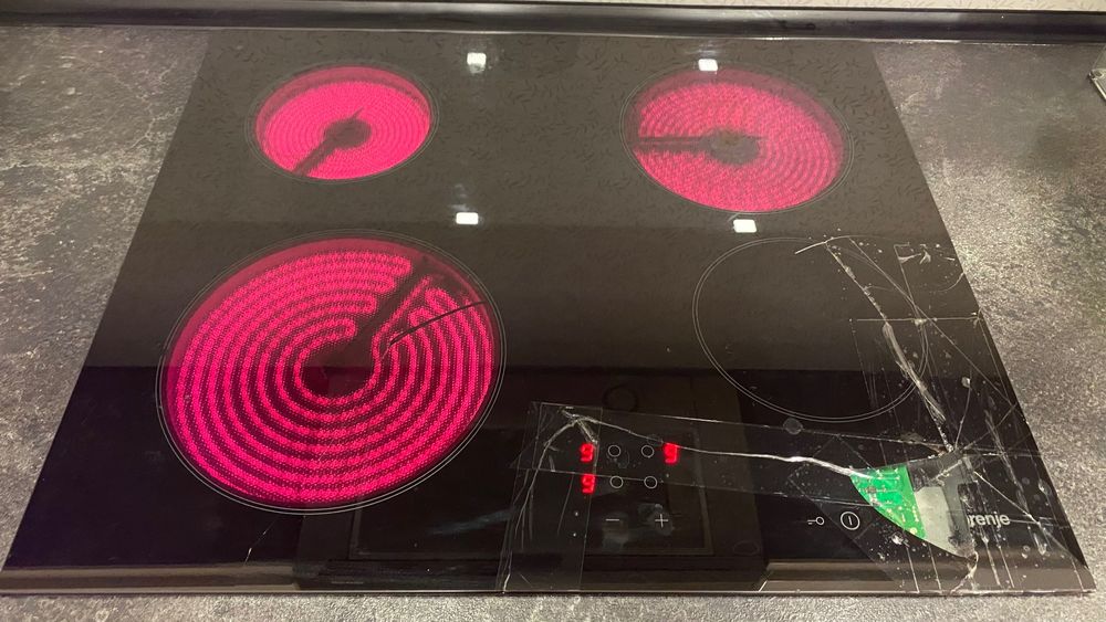 Конфорка для стеклокерамики от Варочной поверхности Gorenje. Тен