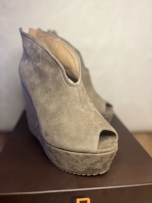 Sapato plataforma Camurça