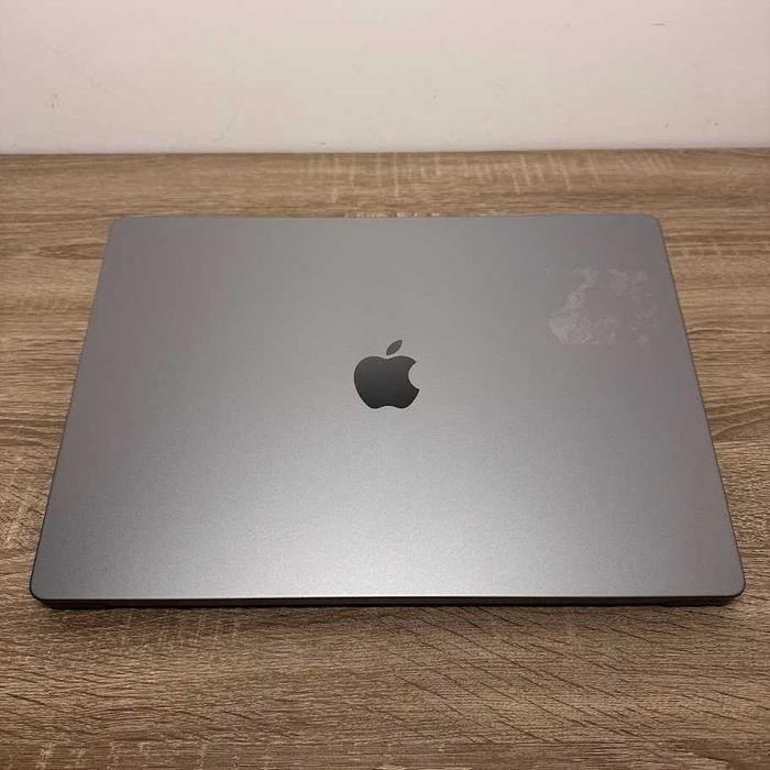 Macbook Pro 16" 2021 M1 Pro / 32Gb DDR5 / SSD 512Gb акб:89% (M1232)