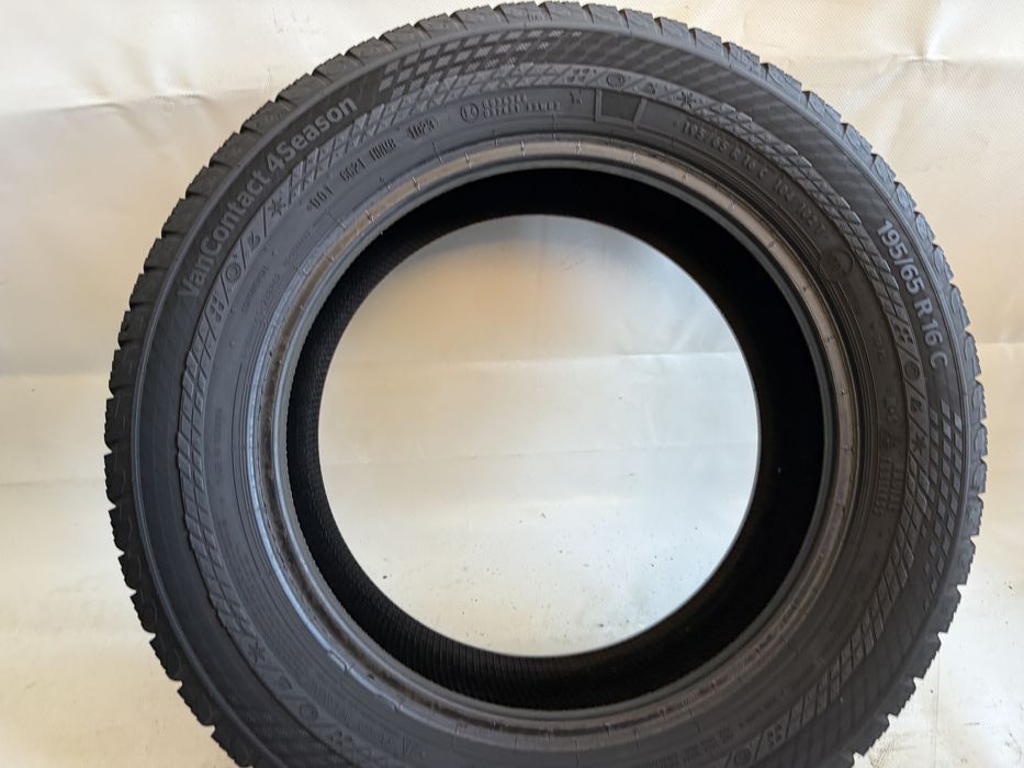 195/65/16C Continental VanContact 4Season 104/102T 2023R