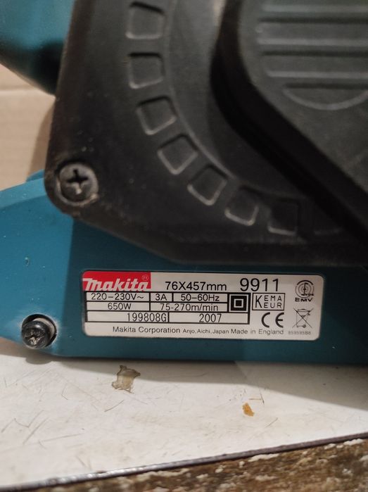 Шліфмашина стрічкова