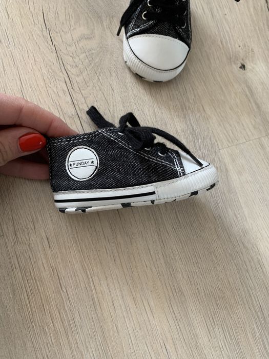 Кеди на м’якій підошві нові