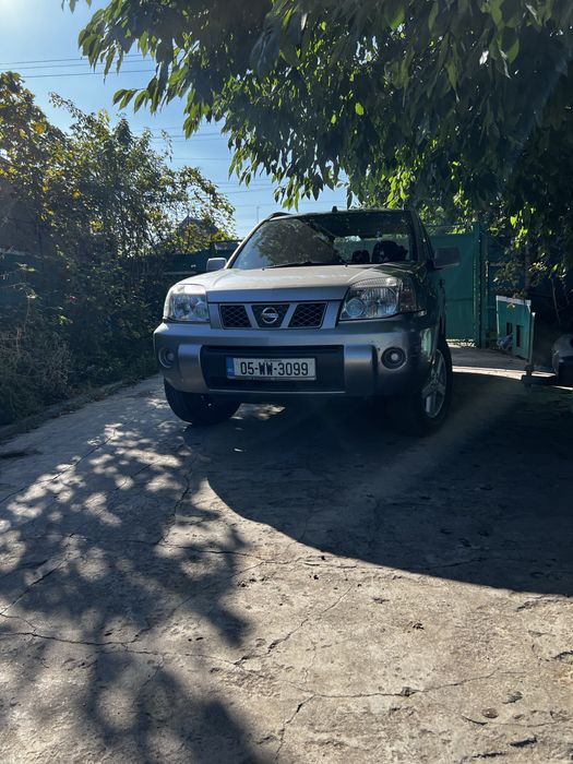 NISSAN Нісан ікстреіл !