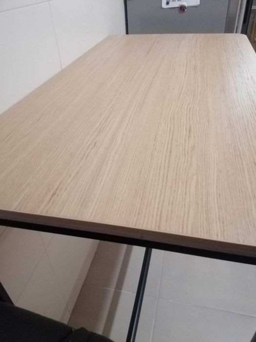Mesa e Bancos altos Cozinha
