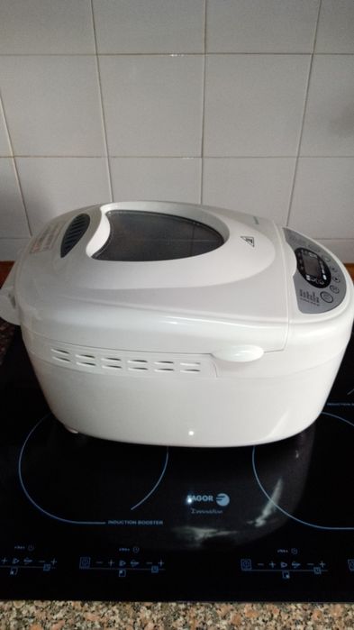 Máquina de fazer pão