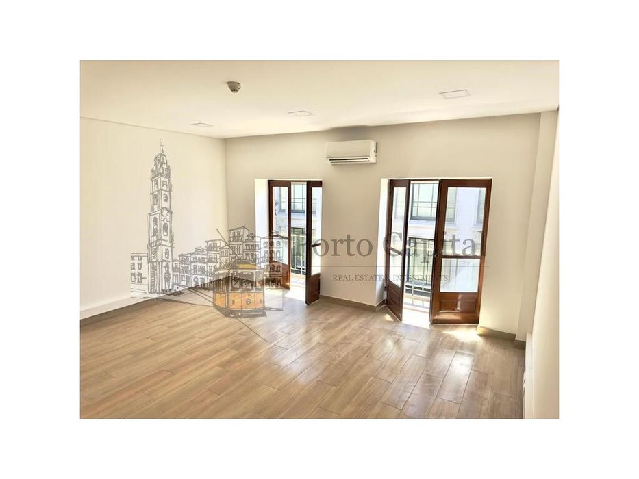 Excelente escritório no centro do Porto