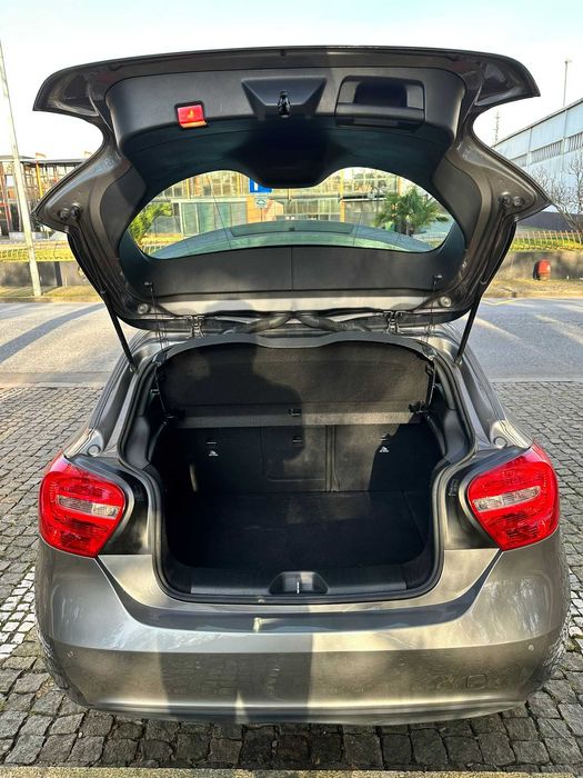 Mercedes-Benz A 180 CDI Versão Style