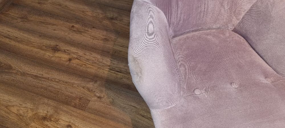 Fotel uszak z podnóżkiem