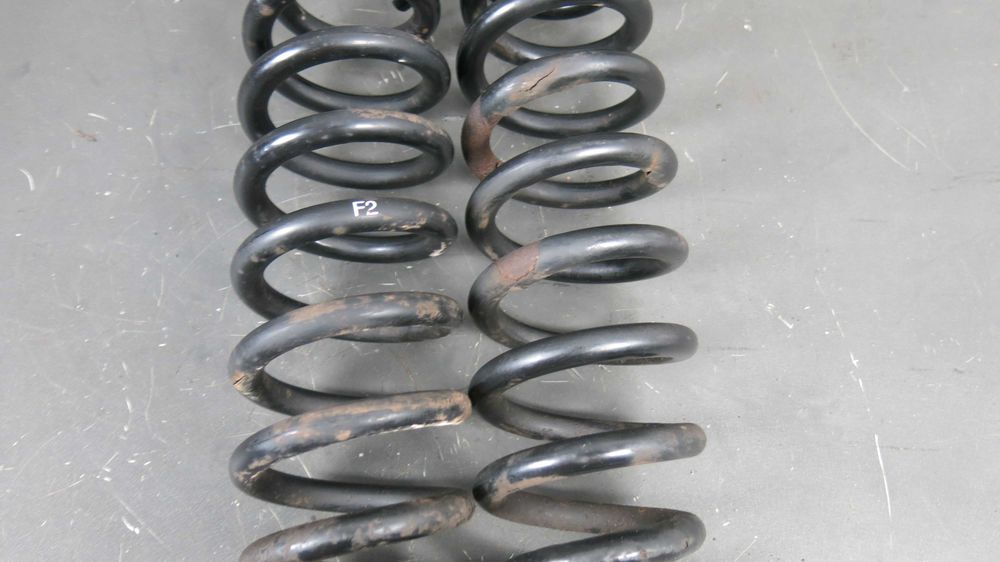 BMW E91 2.0d N47 sprężyny tył kombi