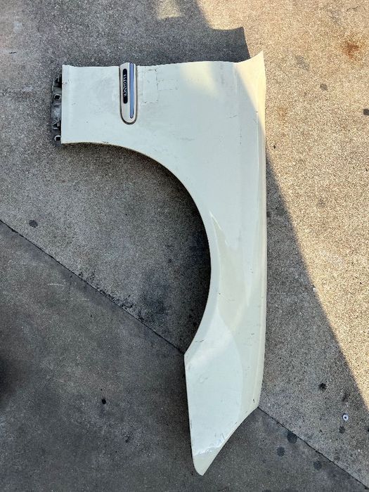 Guarda-lamas direito Mercedes W203