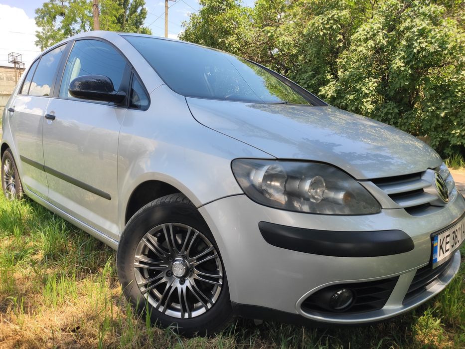 Продам Volkswagen Golf Plus 1.6 MPI  2006год