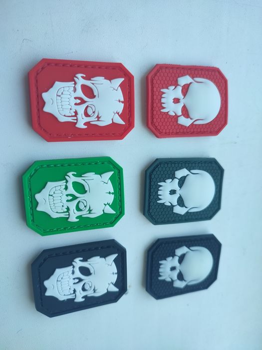 Патч нашивка шеврон на липучке черепа светонакопительный