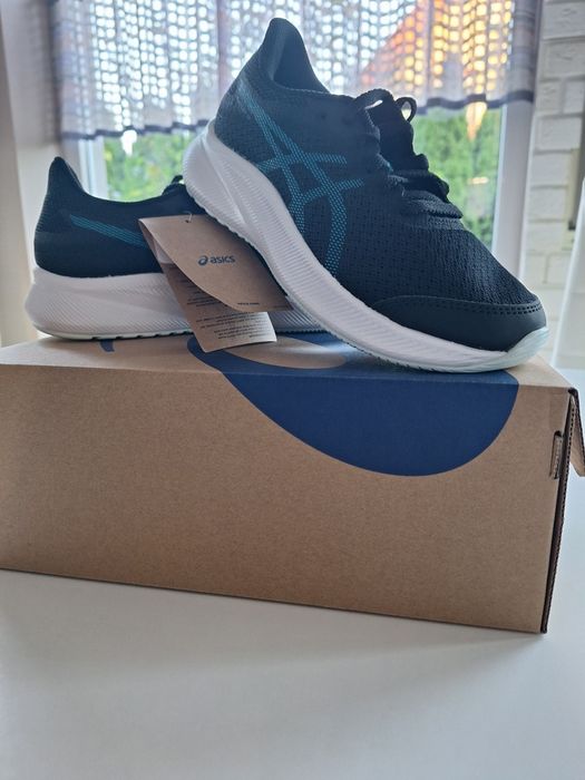 Buty Asics rozm. 35.5