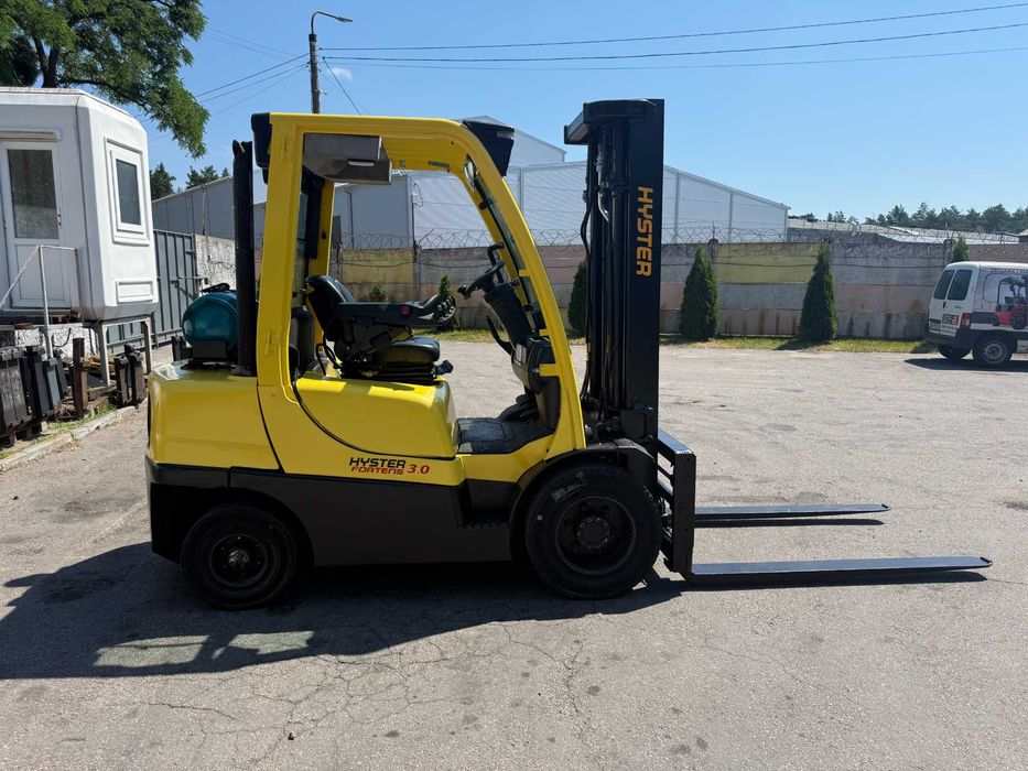 Навантажувач вилковий Hyster H3.0FT Вагонник
