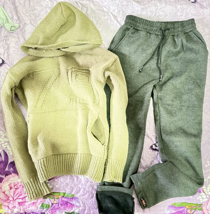 Продам речі лотом на дівчинку 10-12 років