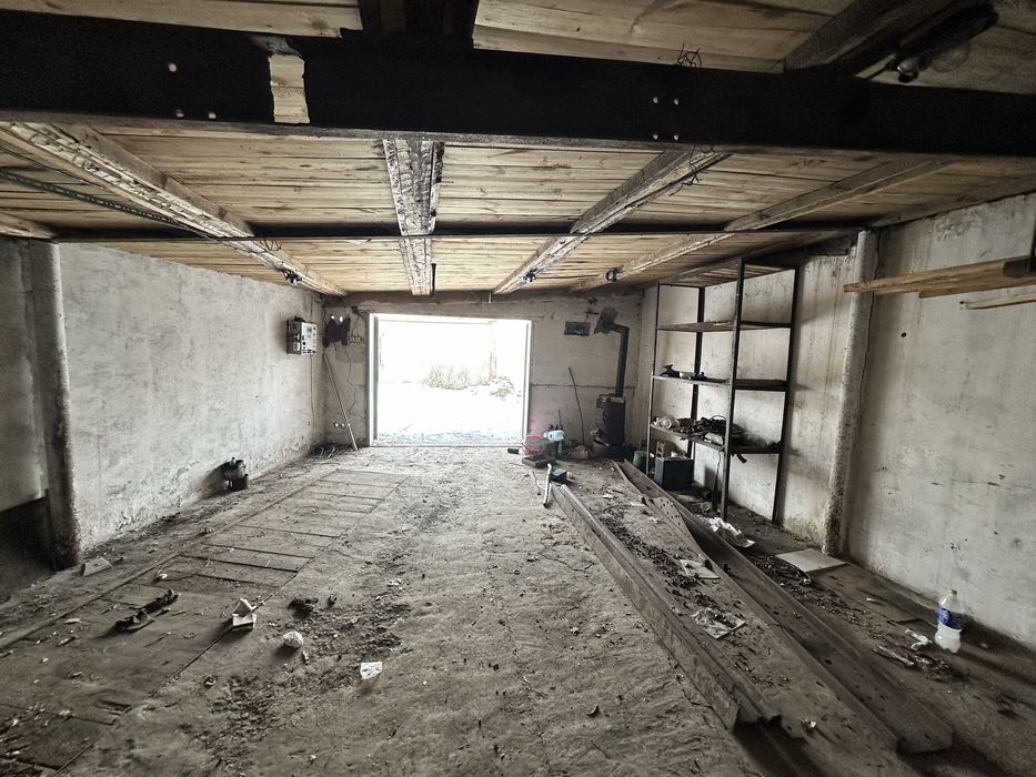 Продам кирпичный гараж браилки