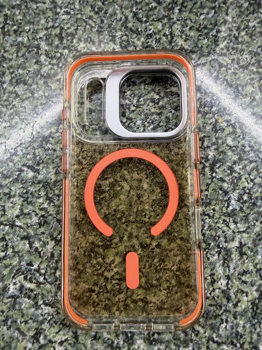 Чехол на iphone 17 pro