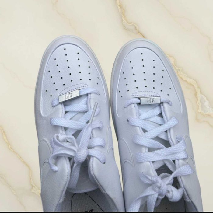 Nike Air Force 1 Sage Low damskie białe sneakersy adidasy platforma AF1 campus back to school skóra