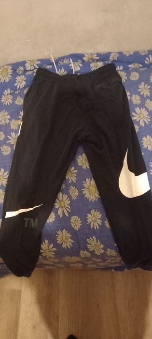 Spodnie nike uptempo skórzewo