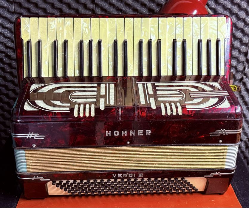 Hohner Verdi III akordeon 120 basów