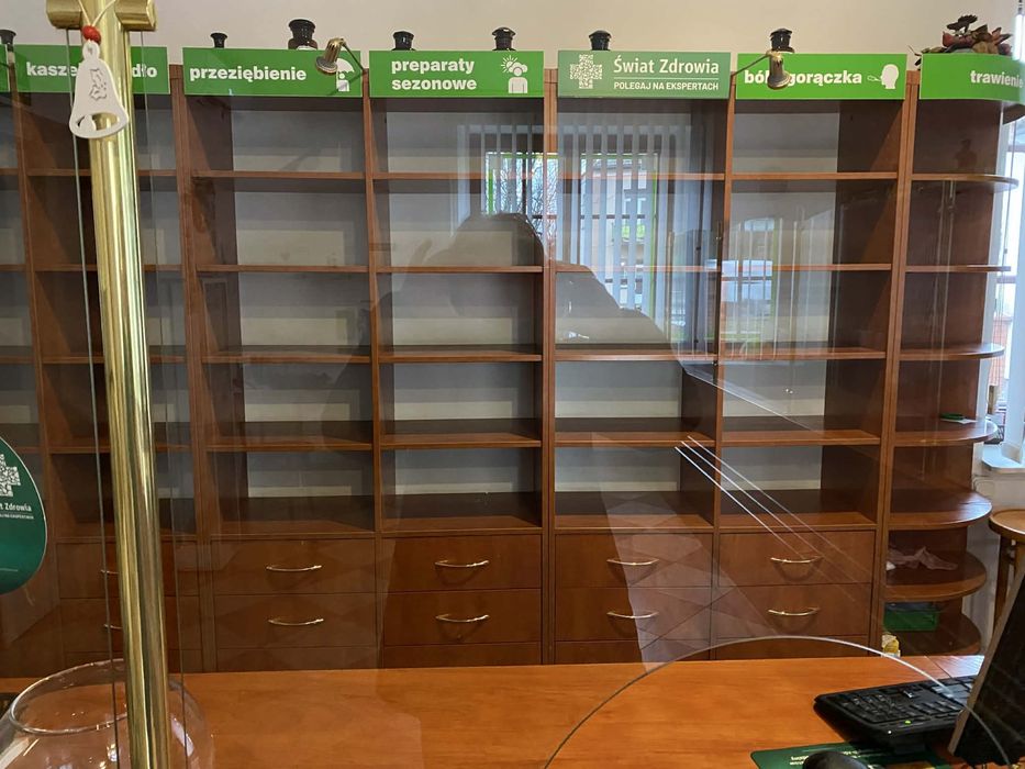 Zestaw mebli do apteki i biura