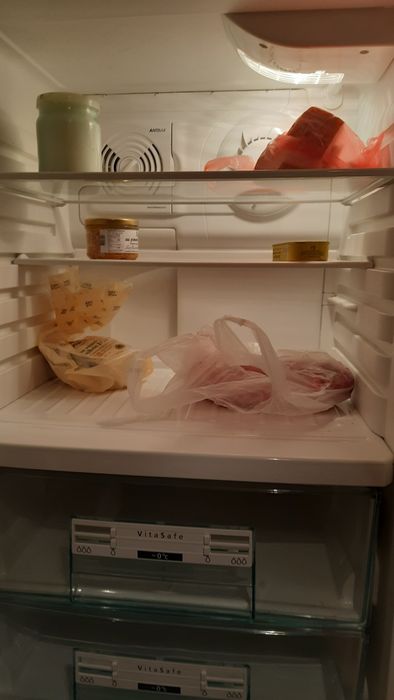 Холодильник 1,80 м