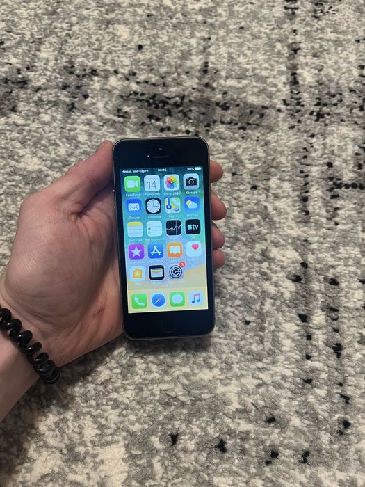 iPhone 5s 16 gb в ідеальному стані