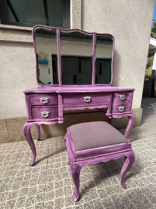 Conjunto com Toucador antigo restaurado Alfazema