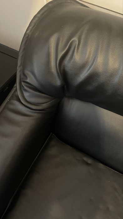 sofá 2 lugares Pele sintético