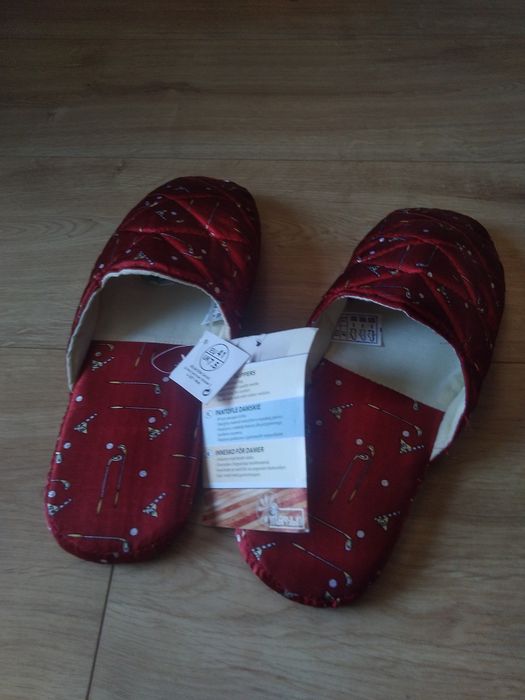 Pantofle damskie domowe R.41, nowe.