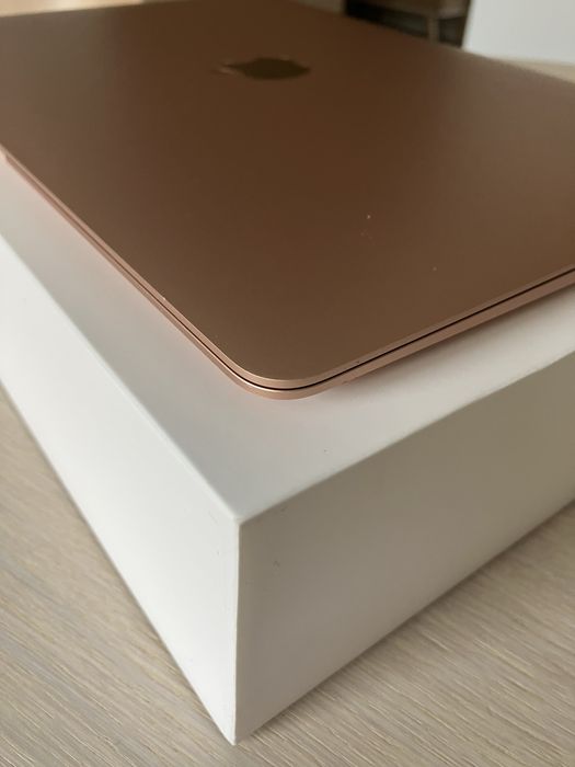 MacBook Air M 16GB/256 bateria 97% Gold 2022