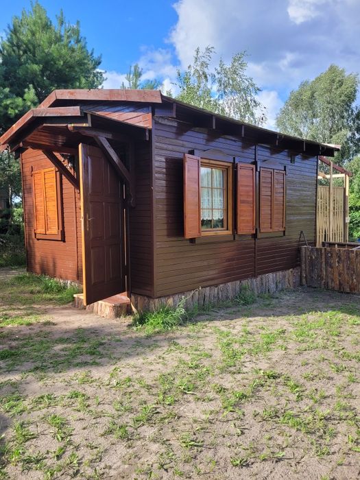 Sprzedam domek letniskowy 20m2 wraz z tarasem nad jeziorem
