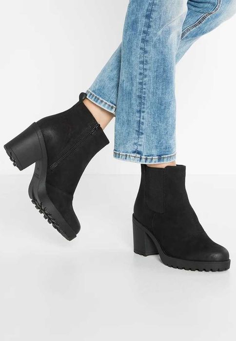 Skórzane buty Vagabond rozm 36 na obcasie botki