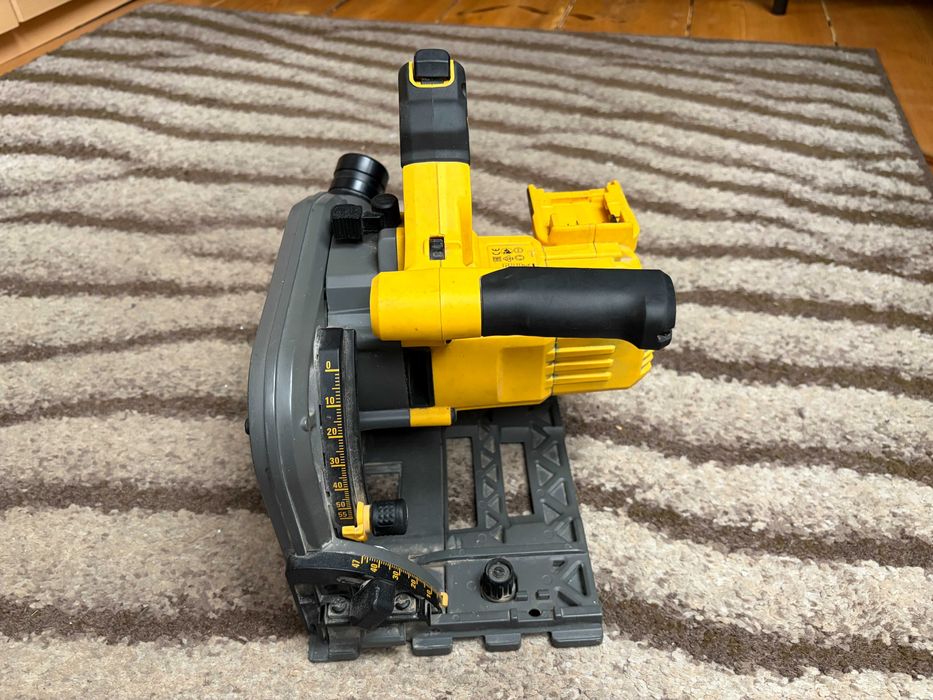 Zagłębiarka DeWalt DCS520NT