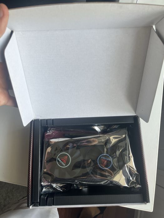 Placa Gráfica Biostar Radeon RX 560 4GB GDDR5 (Com Caixa)