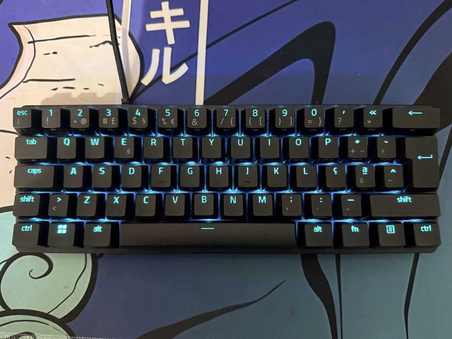 Razer Huntsman mini ( Switches purple )