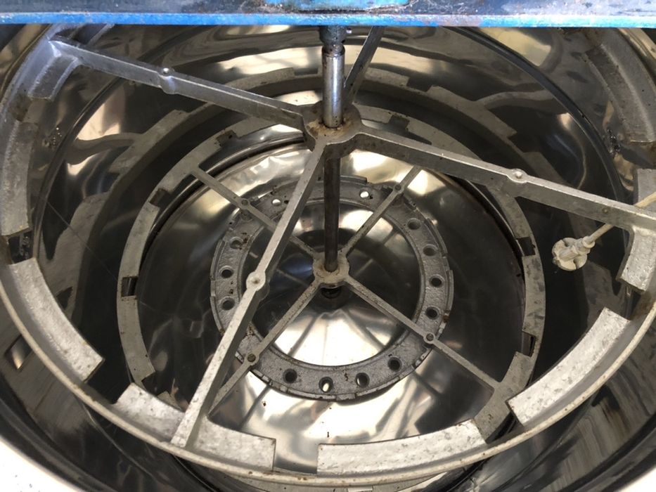 Centrifugador radial