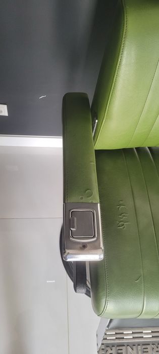 Stary fotel fryzjerski Greiner