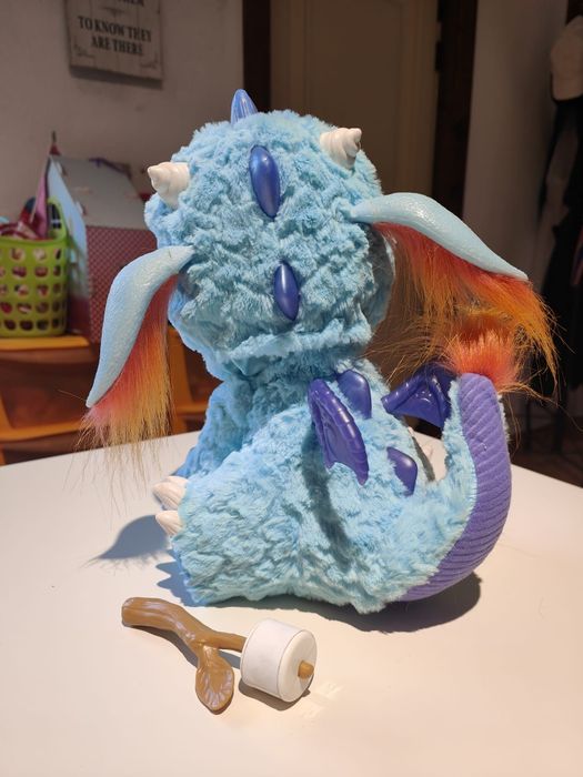 Dragão interativo FurReal Friends da Hasbro