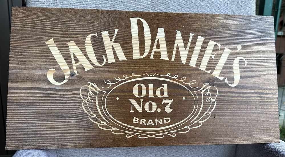 Deska z logo Jack D