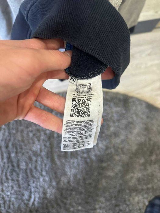 Чоловіче худі Guess