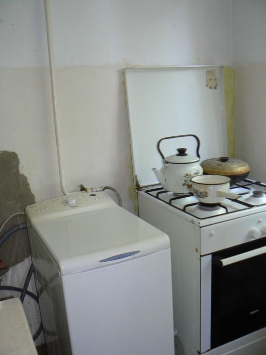 Здаеться кiмната в 3х кiмнатнiй квартирi/Вiд Власника