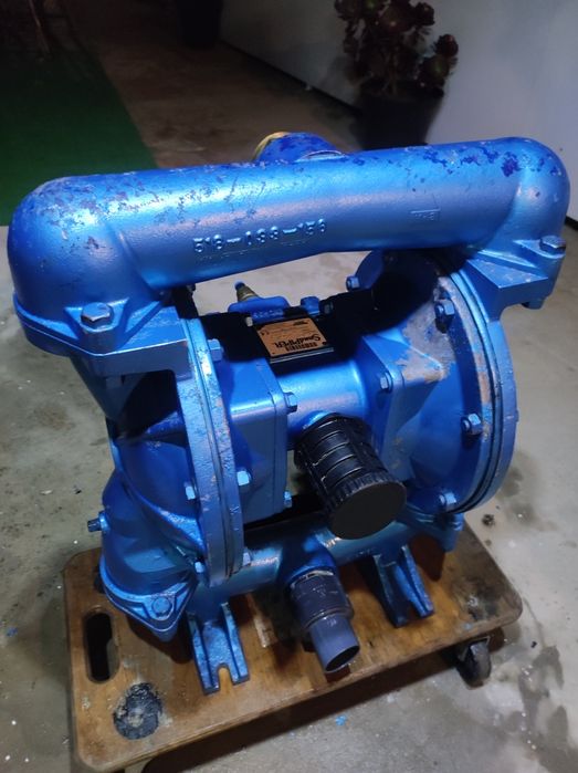 Bomba de transfega sandpiper e polegadas