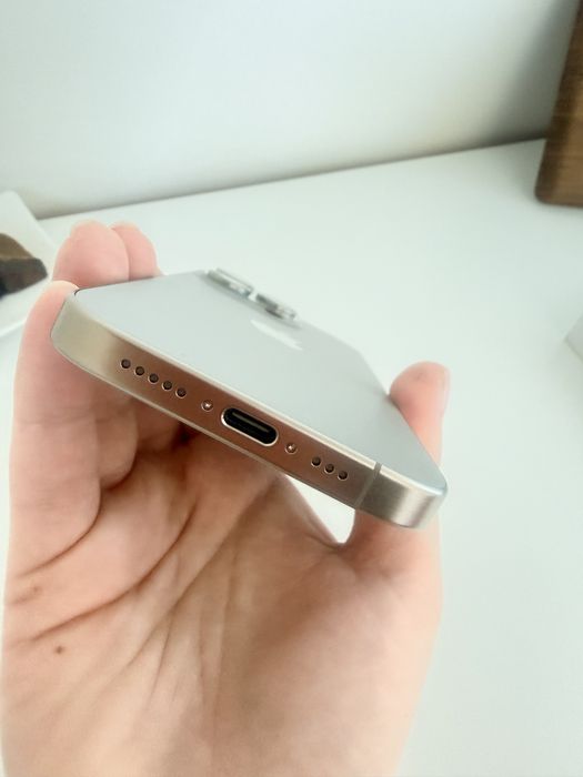 Iphone 15 pro  256 Gb