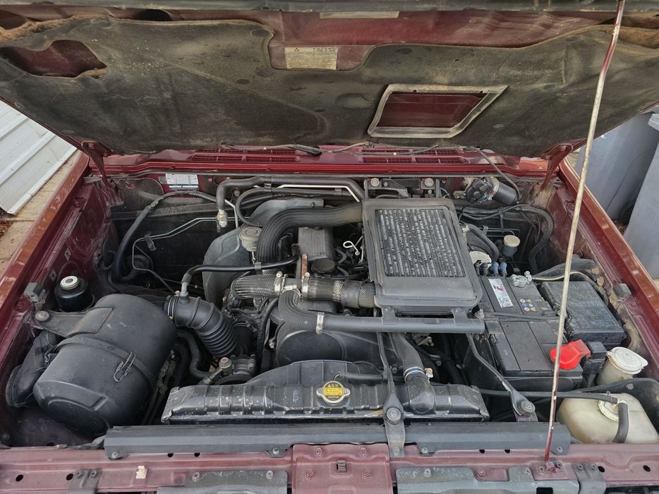 Mitsubishi Pajero 2.5 glx