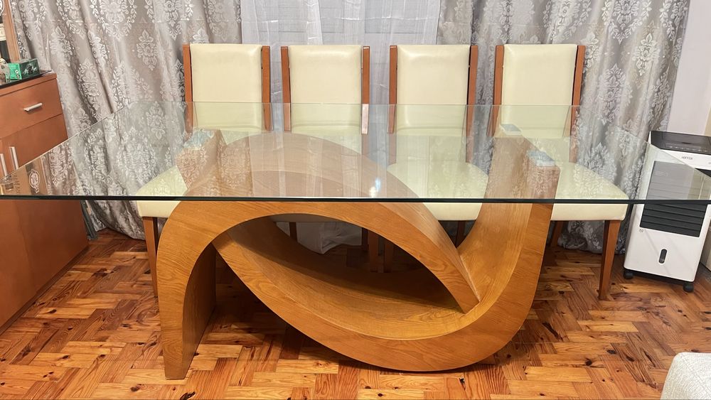 Mesa de jantar de vidro (sem cadeiras)
