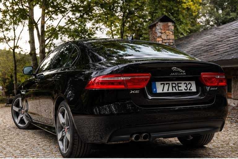 Jaguar XE — fotografia 2