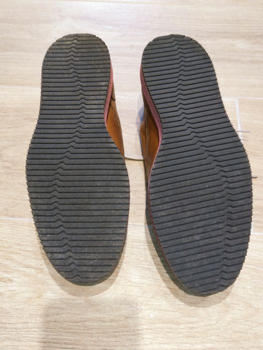 Sapatos pele camel 39