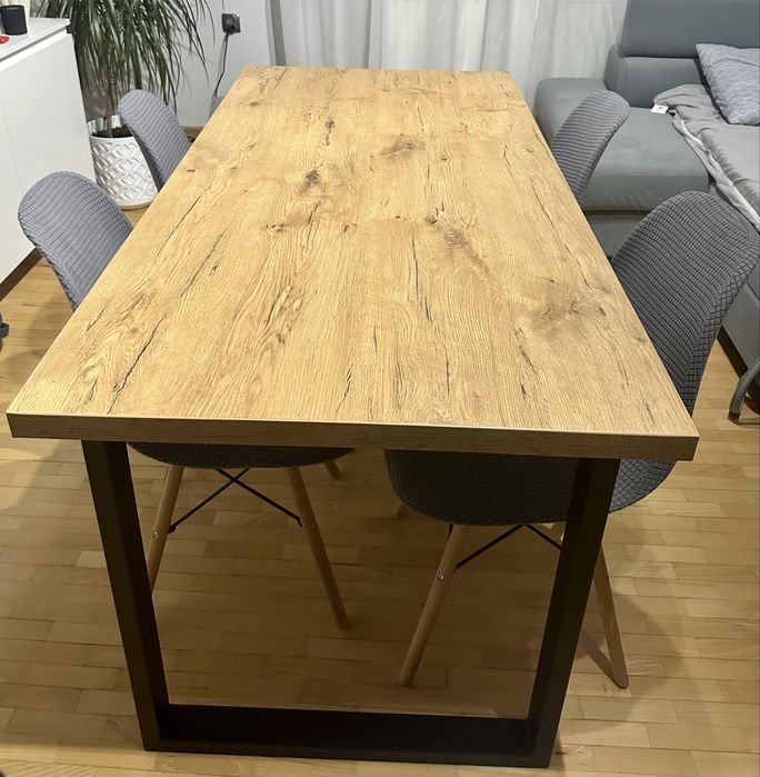 Stół dąb loft z 4 krzesłami w stylu skandynawskim